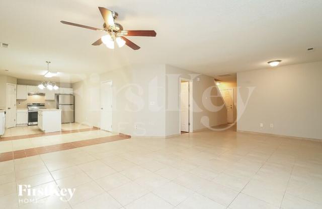 5701 Yachtsman Court