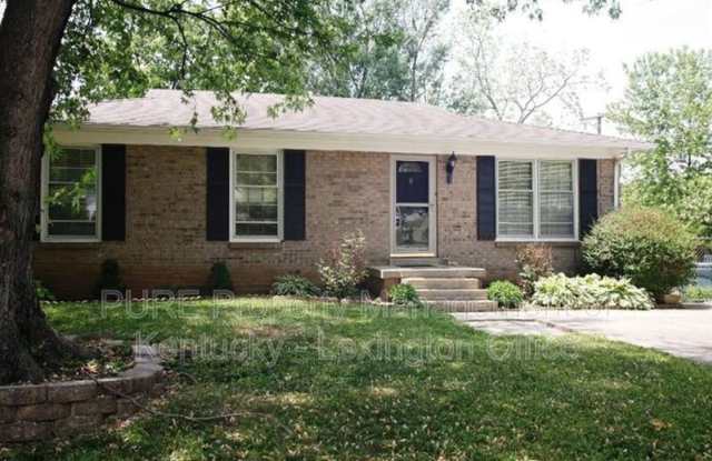 3905 Hidden Springs Dr