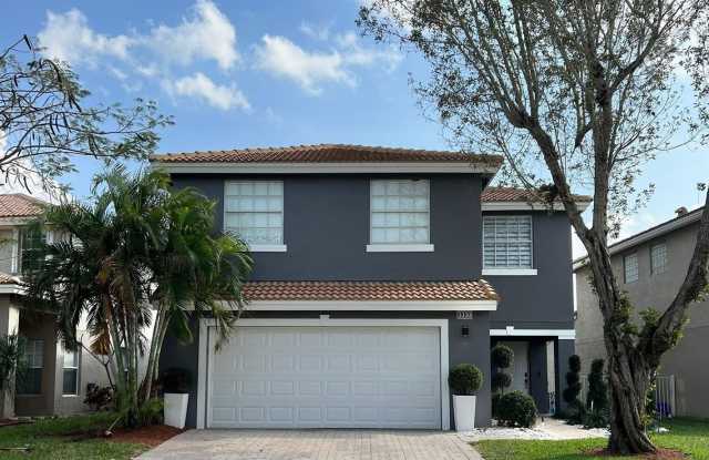 3350 Turtle Cove