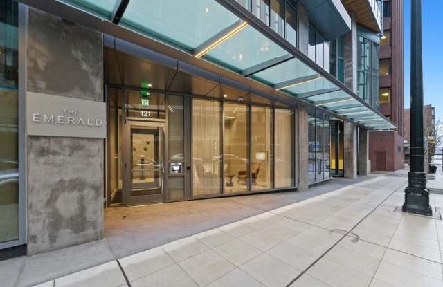 Photo of 2bd/1ba Seattle Condo