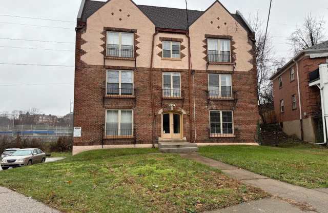 999 Cleveland Avenue