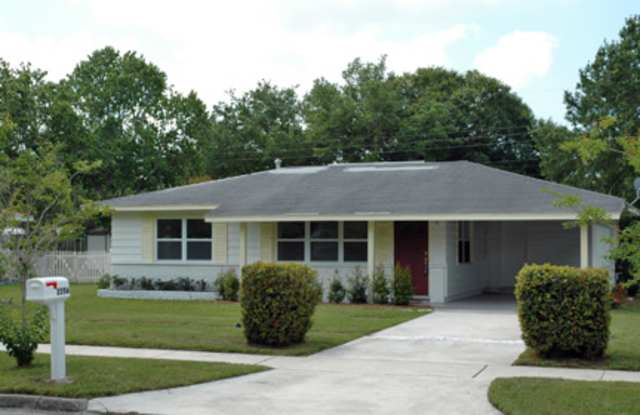 2256 Hyde Park Street