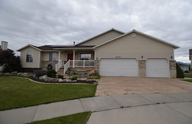 8225 S Summit Valley Drive - 8225 Summit Valley Drive, West Jordan, UT 84088