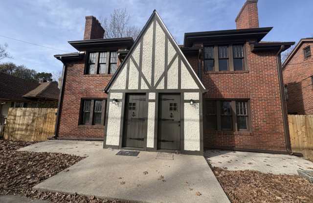 Photo of 2 Bedroom, 1 Bathroom Apartment in Reidsville!