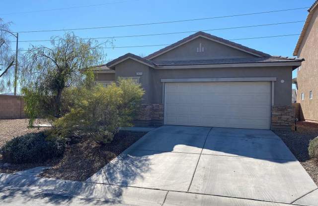 2933 Bridleton Ave