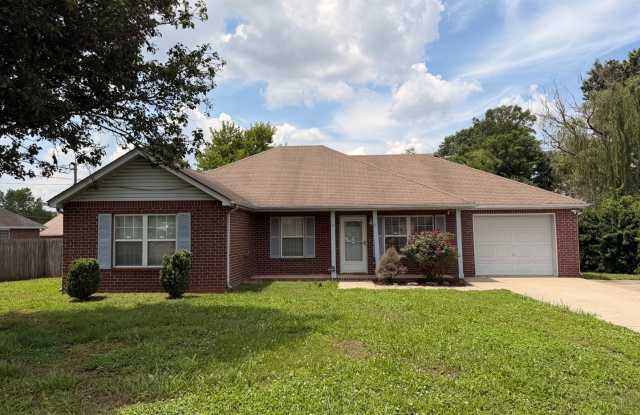 Available Now - 3BR 2BA Home in Smyrna **All one level** $300 Off First Month's Rent!