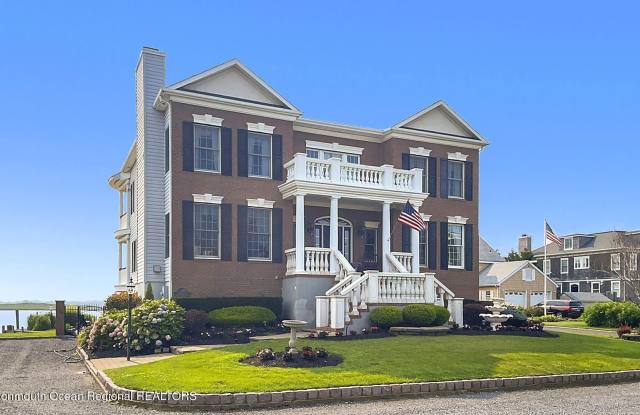 1 Mara Vista Drive