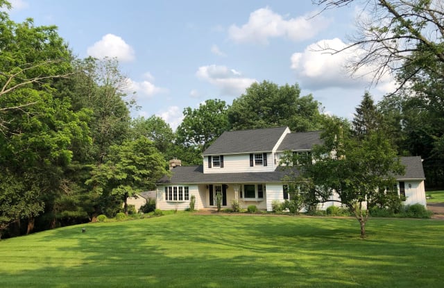 110 BEAUMONT DRIVE - 110 Beaumont Drive, Bucks County, PA 18940