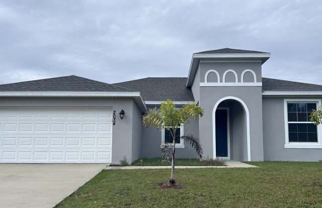 *****STUNNING 4/2 HOME IN PALM BAY**** - 2034 Garbett Avenue, Palm Bay, FL 32908