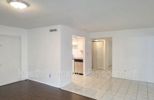 Photo of 605 N Keene Rd