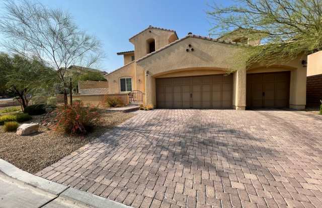 12056 La Palmera Ave