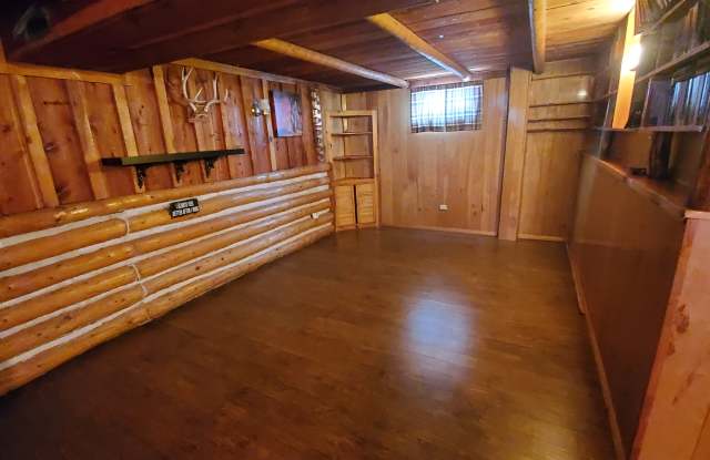 965 South Parfet Way