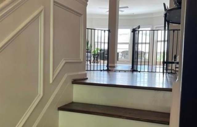 3918 Charleston Market Street