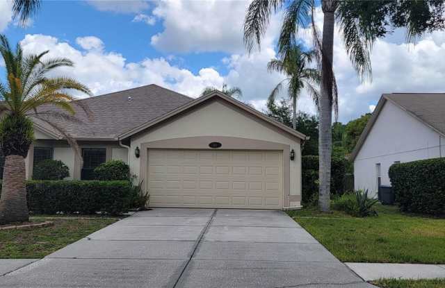 861 CRESTRIDGE CIRCLE