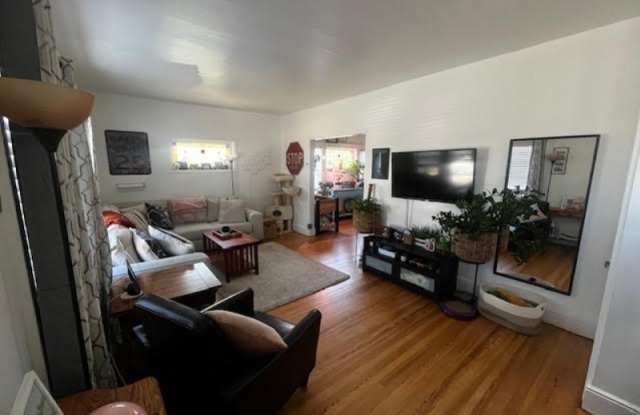 Photo of 14 Overlook Ave