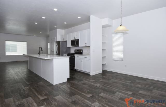 14788 South Rising Star Way