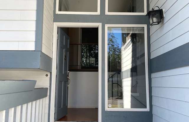 15930 Northeast 106th Street