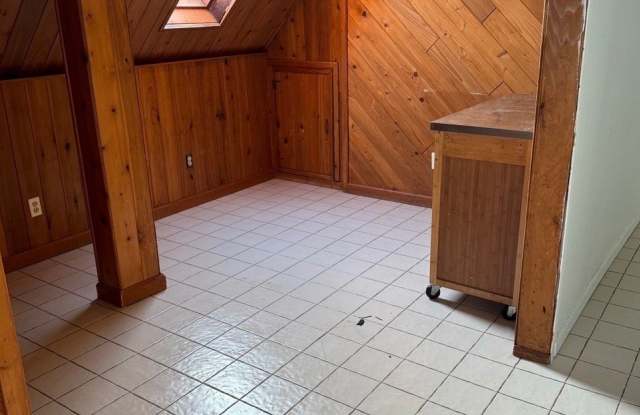 458 ridgefield Avenue