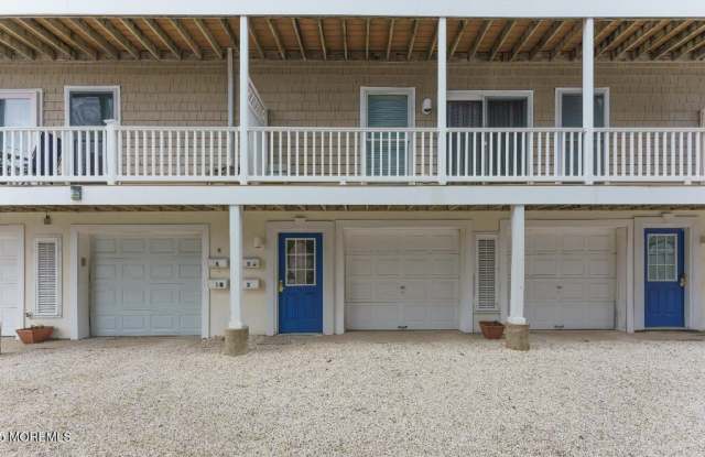 32 Webster Avenue unit: 5