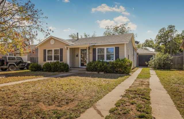 Photo of 1405 W Tennessee Ave