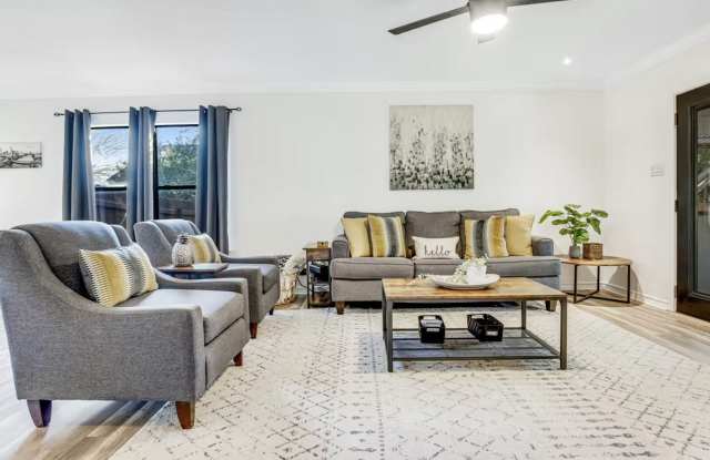 Photo of 2902 Donnell Dr