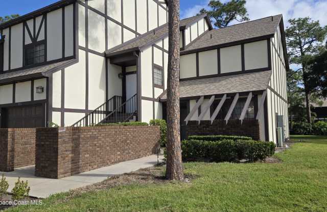 816 Greenwood Manor Circle