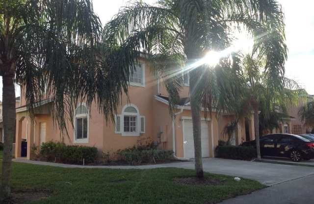 4726 SW 13th Ct - 4726 Southwest 13th Court, Deerfield Beach, FL 33442