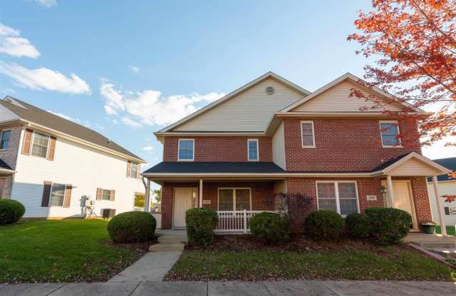 1293 S Cobble Creek Circle