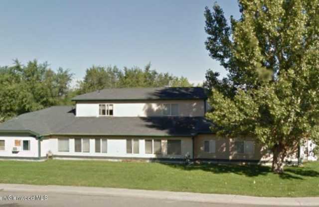 883 Taugenbaugh Boulevard