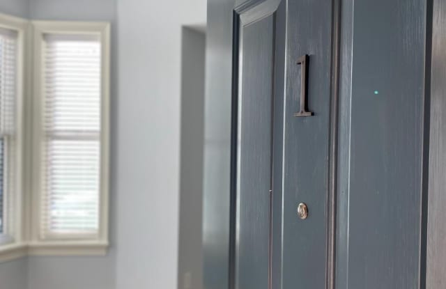 416 A Street SE unit: 1