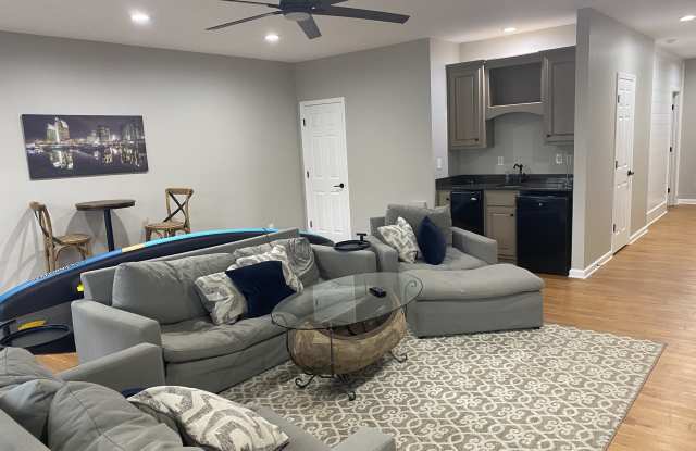 500 Port Laz Lane - 1