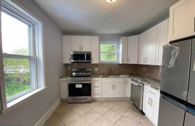 Photo of 775 S FRONT Street unit: 2Nd Floor