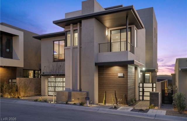 577 Overlook Rim Drive