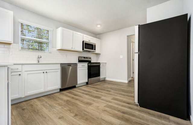 3137 Alder Drive Southwest