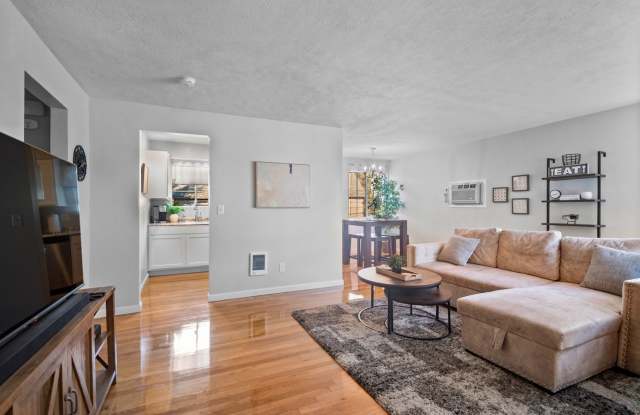 Comfort  Convenience in the Heart of Spokane (Furnished)