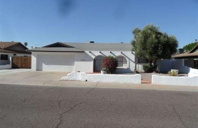 Photo of 5524 W VIA CAMILLE Avenue