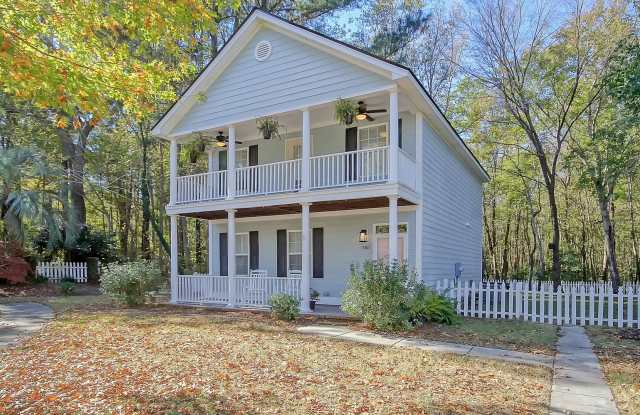 1785 Hickory Knoll Way