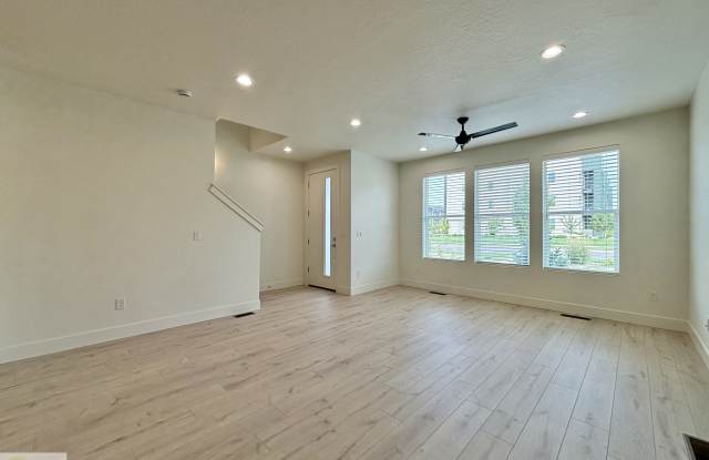 1207 North Webb Way - 1