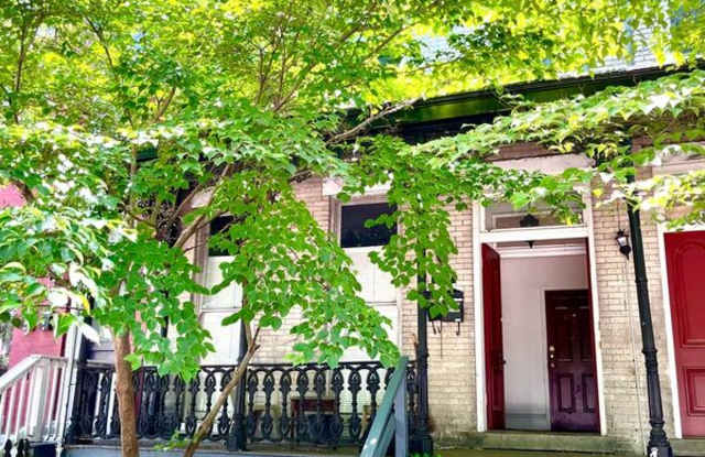 709 W. Clay St