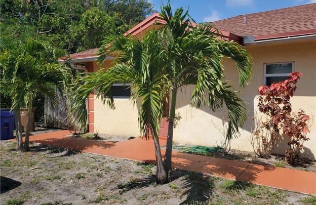 160 SE 2nd Ct - 160 SE 2nd Ct, Deerfield Beach, FL 33441