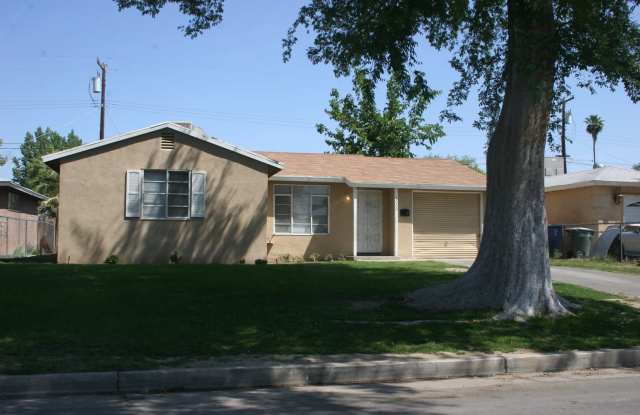 CUTE 3+1 South Bakersfield 93304 $1700