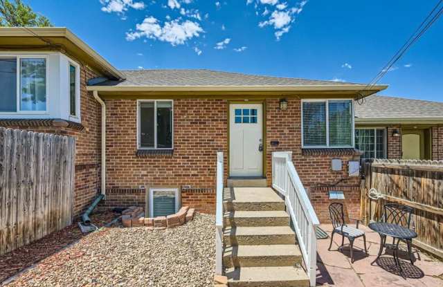 4418 West 11th Avenue