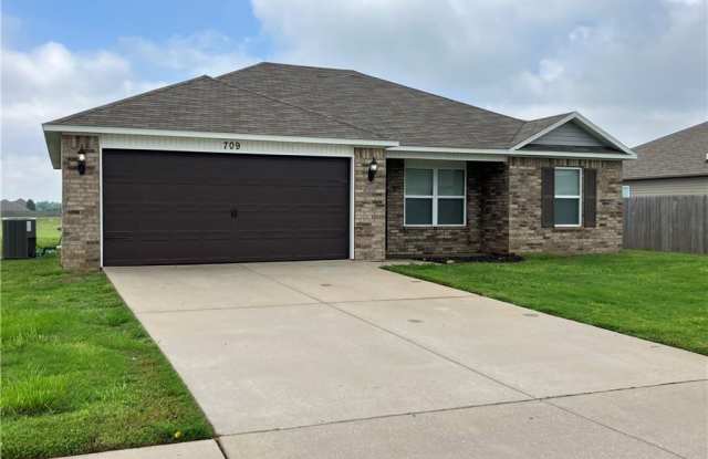 709  NW 67th  AVE