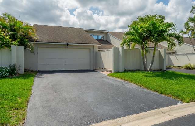 12858 Spinnaker Lane