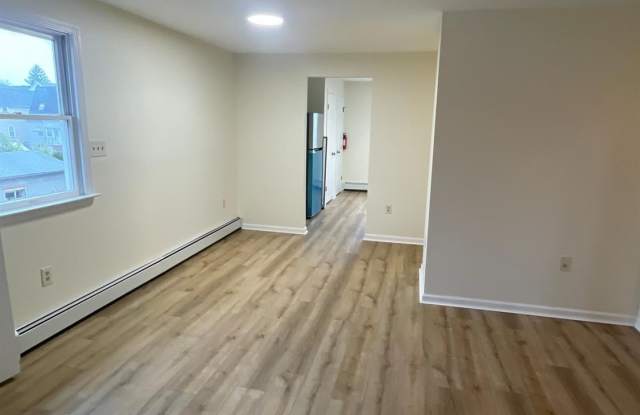 Photo of 351 John Street