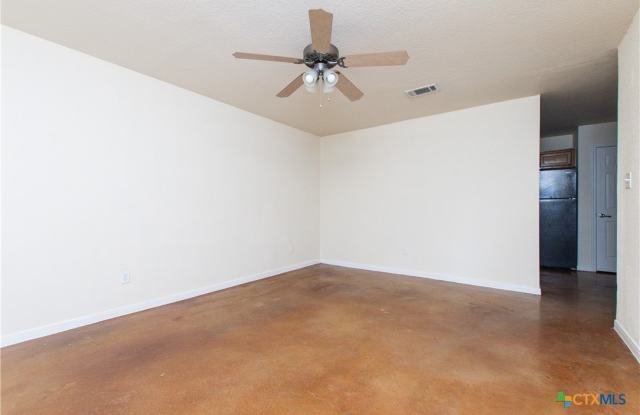 211 W Arlo Road unit: A