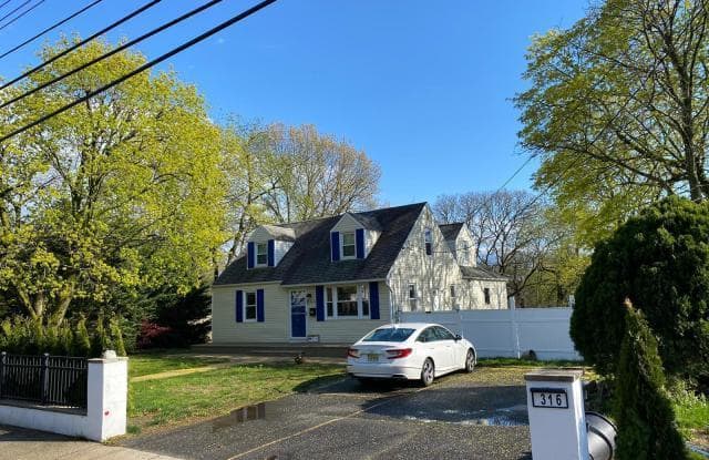 316 Cedar Avenue - 316 Cedar Avenue, Long Branch, NJ 07740