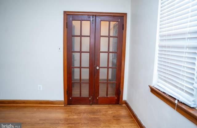 110 VAN BUREN Street NW