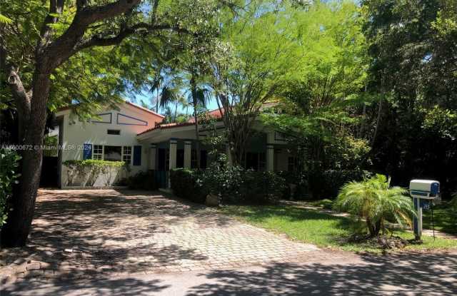 245 Cranwood Dr