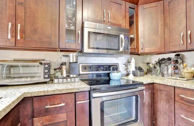 2850 Carambola Circle S 19121, Coconut Creek, FL 33066